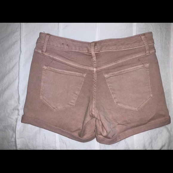 Women’s Mossimo Midi denim shorts - Picture 2 of 3